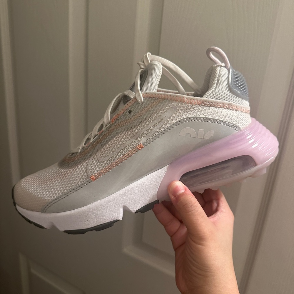 Nike Air Max 2090